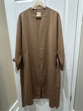 Ellie Woman Long Tan Trench Coat